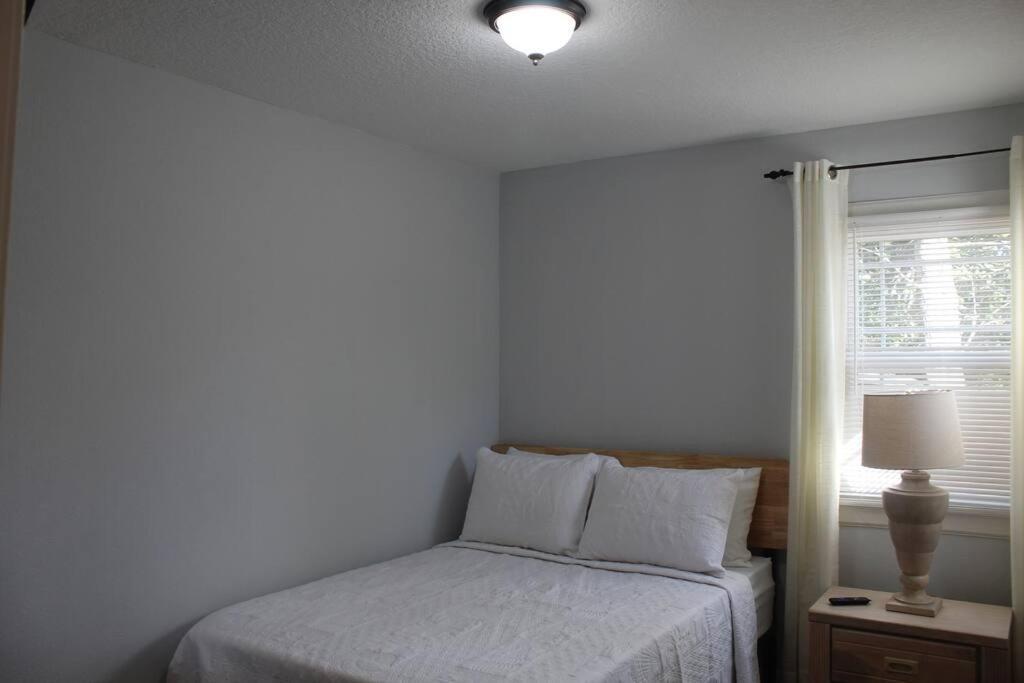 ☆The Oasis In Murray Hill☆ -Sleeps 8- Wifi- Cozy 傑克遜維爾 外观 照片