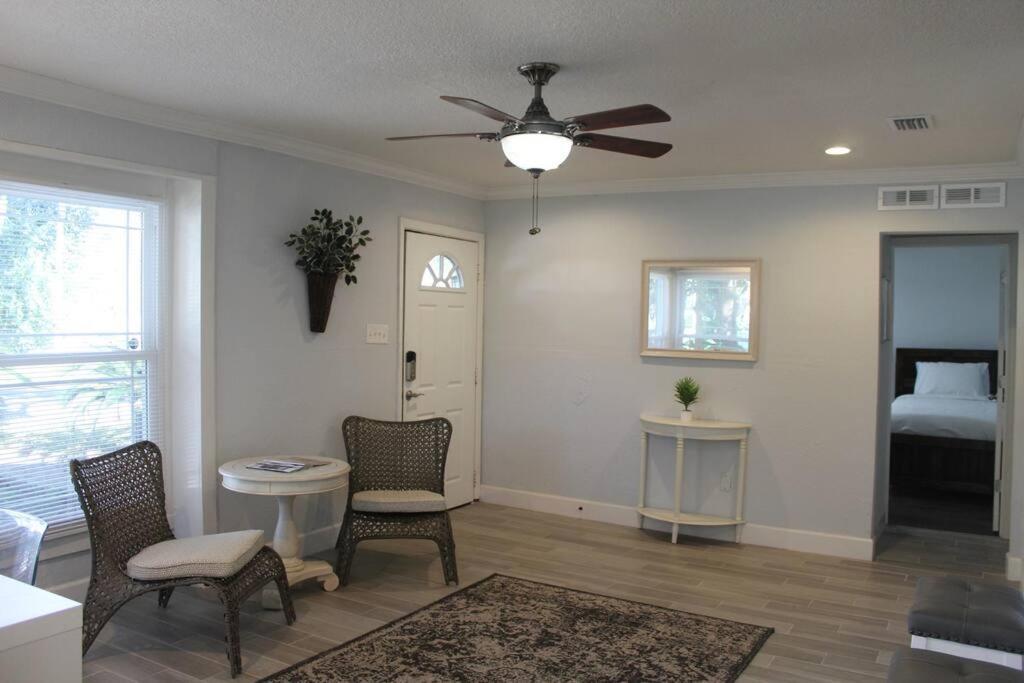 ☆The Oasis In Murray Hill☆ -Sleeps 8- Wifi- Cozy 傑克遜維爾 外观 照片